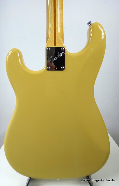 Fender Dan Smith Stratocaster 1983-005.JPG